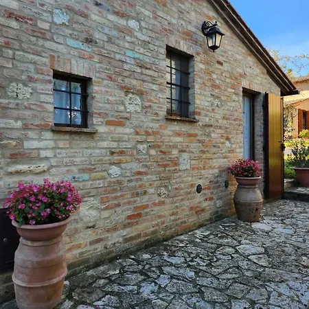 Il Maniero Country House